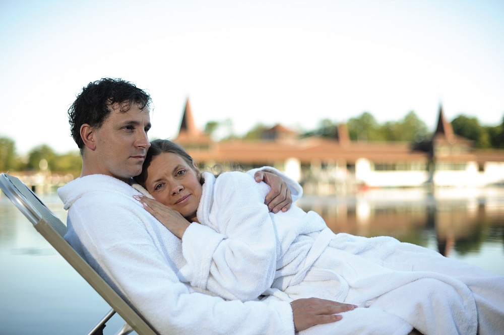 Оздоровительные процедуры на озере