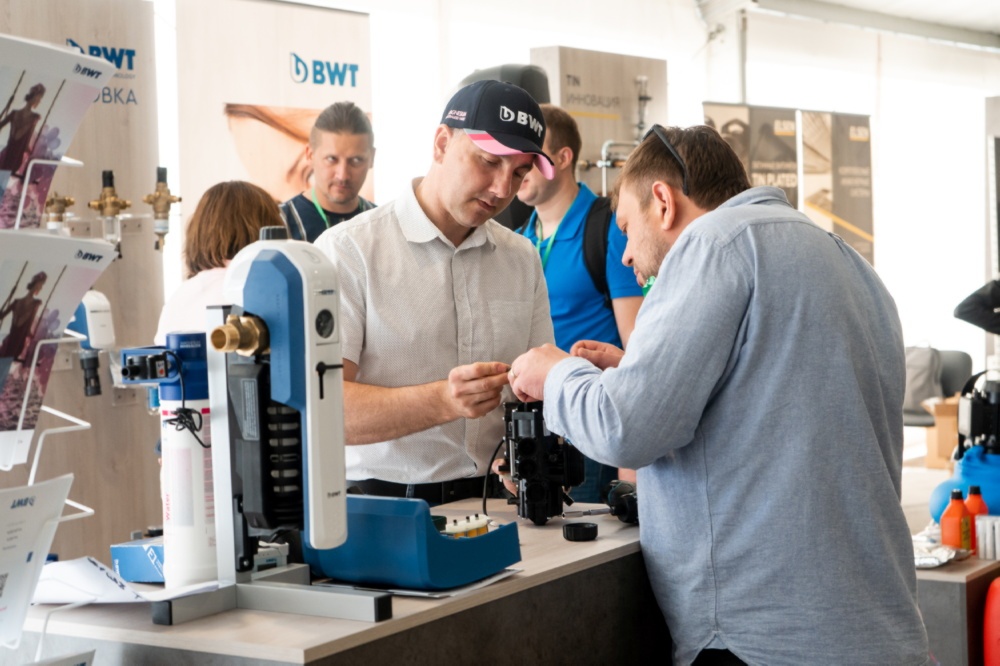 Разборка-сборка головы управления установки умягчения BWT