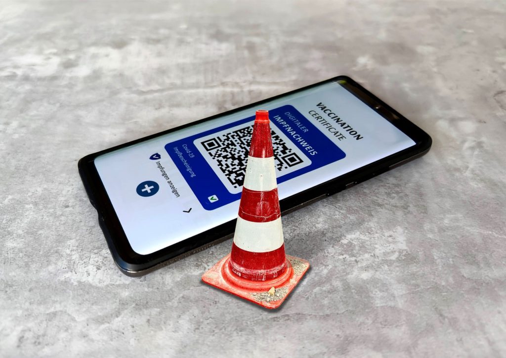 вакцинация qr-код