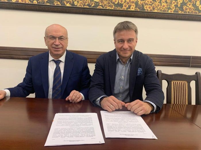 Заключен договор о сотрудничестве между КБГУ и Российским научным центром хирургии им. академика Б.В. Петровского