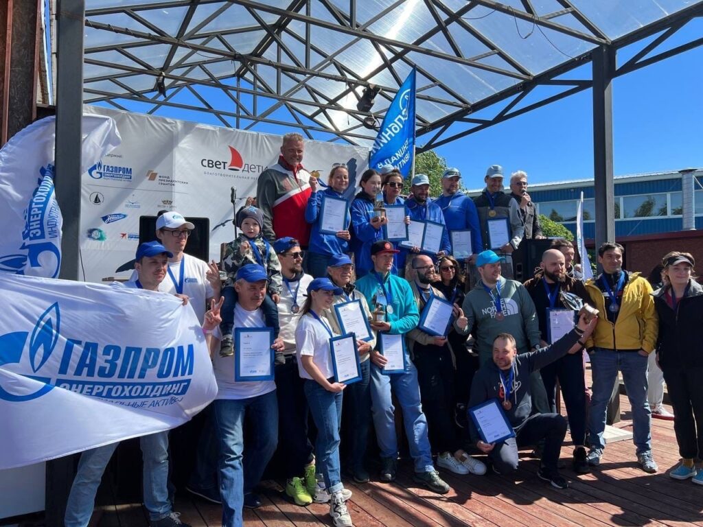 СПбНИИВС ФМБА России заняла первое место в благотворительной регате