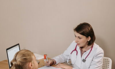 Ребенок у врача-педиатра