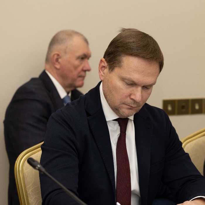 Александр Семенов