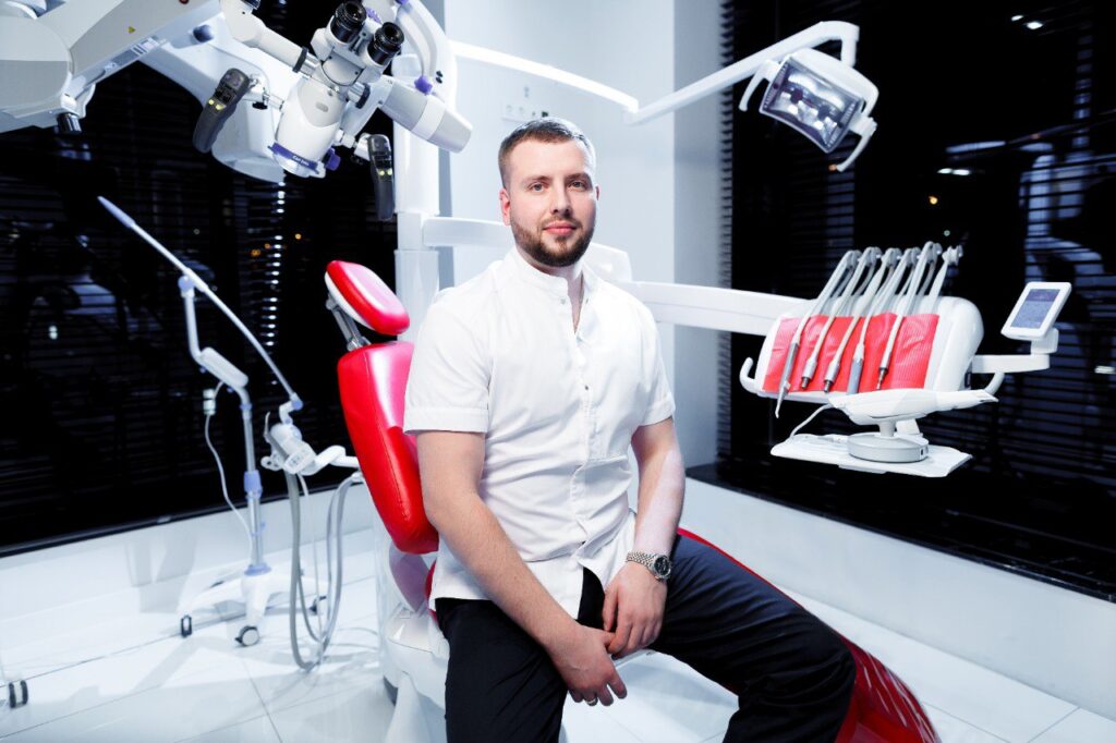 Главный врач клиники Dr.Minko Dental Clinic Вячеслав Минко