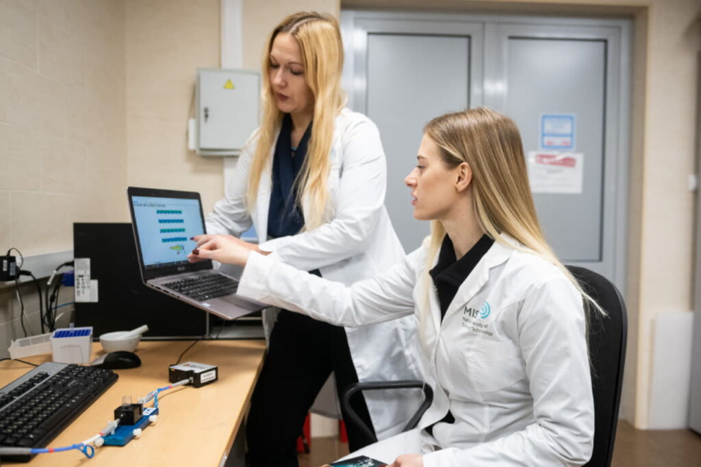 Котякова и Антипина