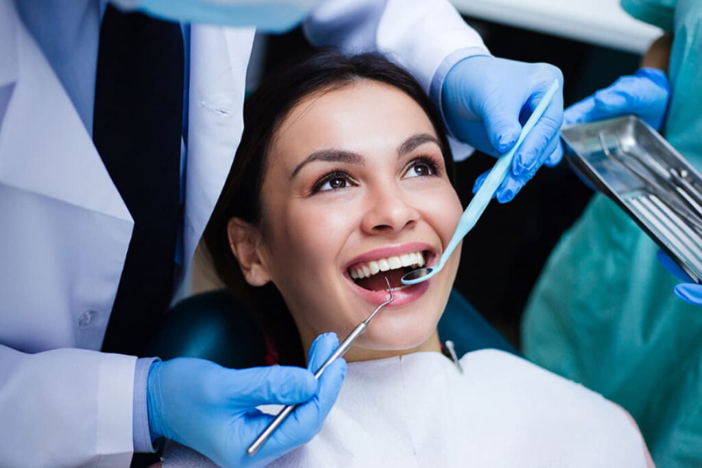 Обращение к стоматологу Стоматология