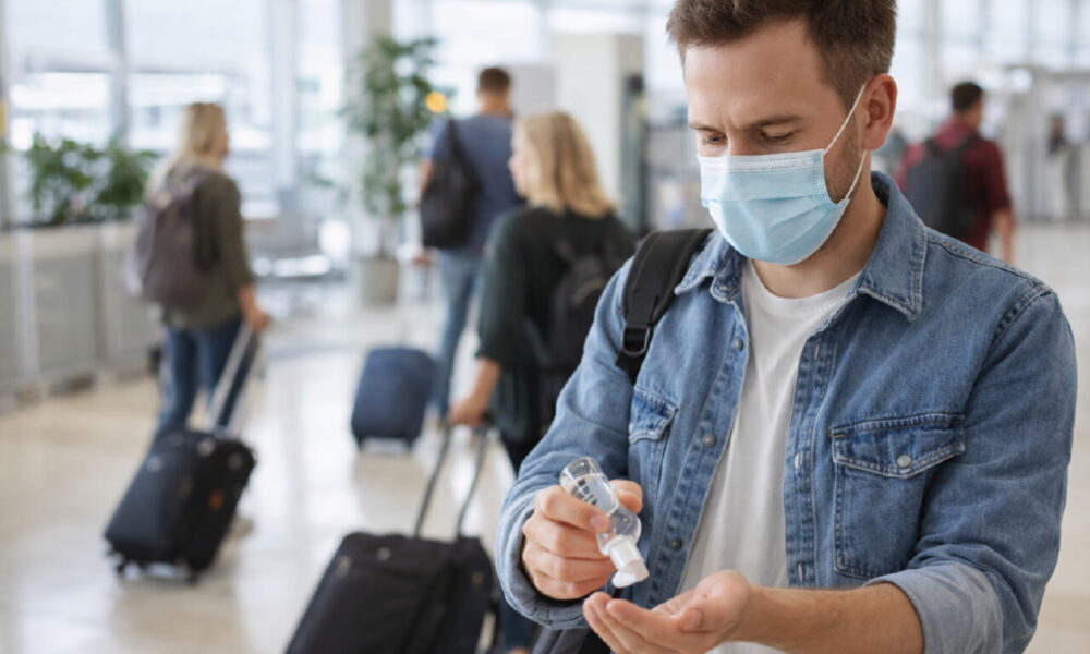 Эксперт разъясняет риски рекомбинантных штаммов и меры предосторожности для туристов