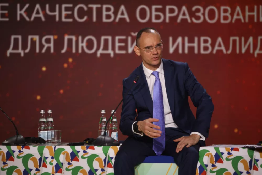 Первый замминистра просвещения РФ Глушко о внимании работодателей к национальному чемпионату «Абилимпикс»