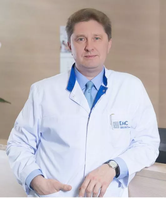 Спасти жизнь и карьеру: врач Европейского Медицинского Центра (ЕМС) провел уникальную операцию татарстанскому спортсмену